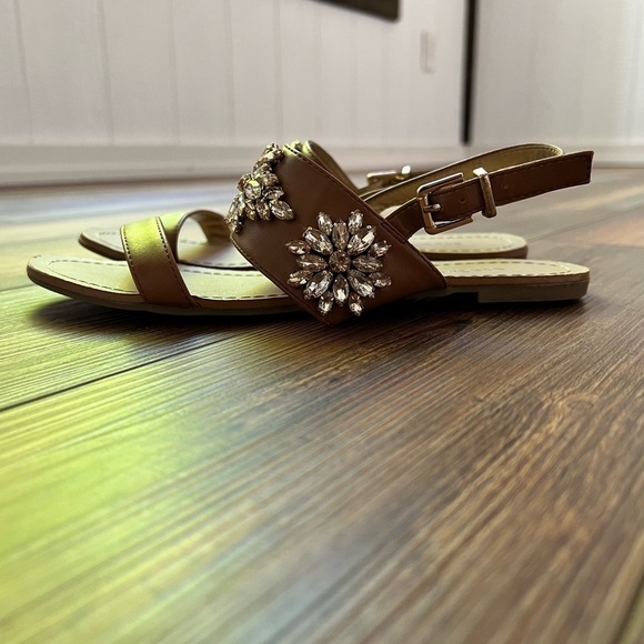 BCBGeneration sandal size 7M/37 - Picture 7 of 7